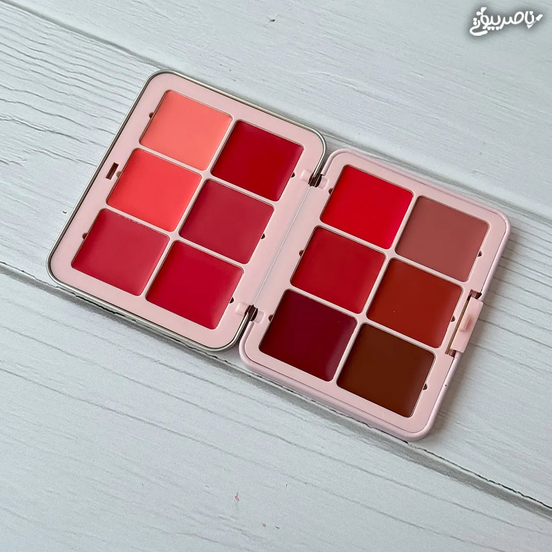 Carla Secret Queen of Hearts Cream Blush Palette – Radiant, Blendable & Long-Lasting Cheek Perfection