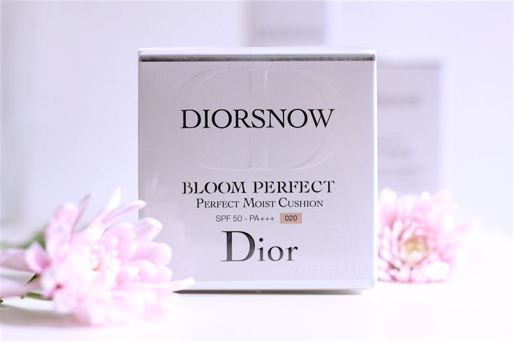 Dior DiorSnow Bloom Perfect Moist Cushion – Radiant Flawless Skin