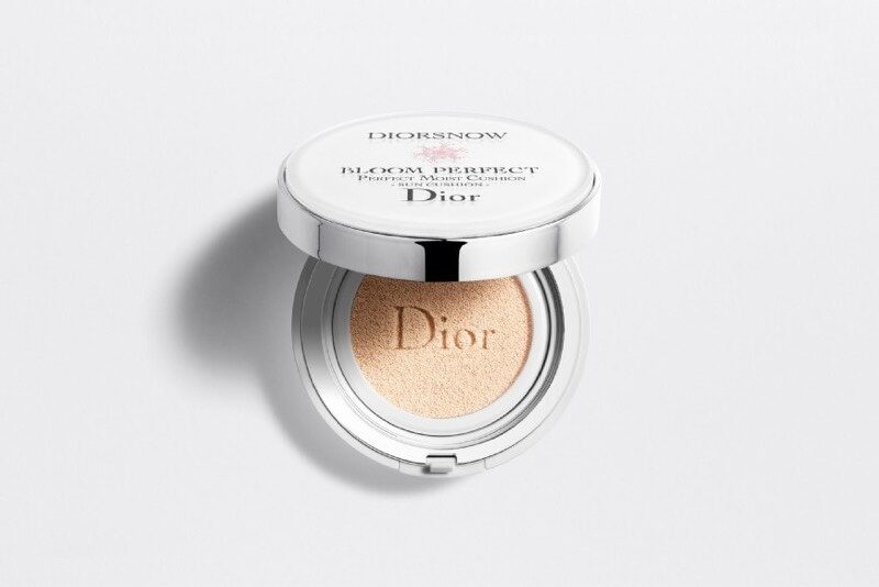 Dior DiorSnow Bloom Perfect Moist Cushion – Radiant Flawless Skin