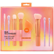 Real Techniques Level Up Brush and Sponge Set – 6-Piece Kit for Flawless Makeup Application